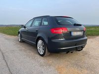 Gebraucht Audi A3 140 PS (102 kW) 2011 Grau Kleinwagen