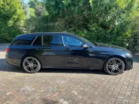 Gebraucht Mercedes E220 AMG line 194 PS (142 kW) 2017 Schwarz Limousine