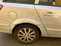 Gebraucht Opel Astra 105 PS (77 kW) 2005 Silber Kombi