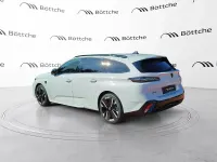 Neu Peugeot 308 GT 131 PS (96 kW) 2026 Lackierung okenitweiss/typ aussenverkleidung metalliclackierung Kombi