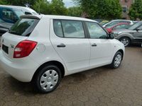 Gebraucht Skoda Fabia Classic 60 PS (44 kW) 2010 Weiß Kleinwagen