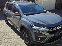 Gebraucht Dacia Jogger Extreme 141 PS (103 kW) 2025 Städtisches grau Van / Kleinbus