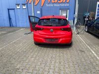 Gebraucht Opel Astra Innovation 136 PS (100 kW) 2017 Rot Limousine