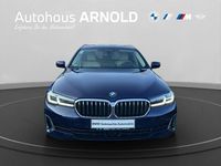 Gebraucht BMW 530 286 PS (210 kW) 2021 Bmw individual tansanitblau Kombi