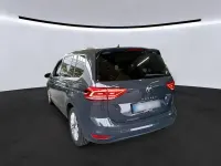 Gebraucht VW Touran Highline 150 PS (110 kW) 2023 Grau Van / Kleinbus