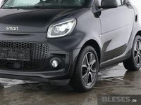 Gebraucht Smart ForTwo Coupé Exclusive 60 kW (82 PS) 2023 Bodypanels in black Kleinwagen