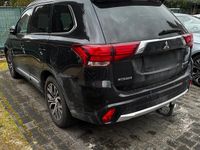 Gebraucht Mitsubishi Outlander 150 PS (110 kW) 2015 Schwarz SUV