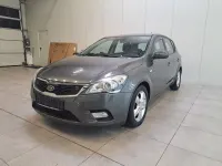 Gebraucht Kia Ceed 116 PS (85 kW) 2012 Grau Kleinwagen