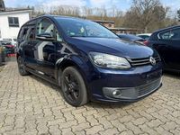 Gebraucht VW Touran 140 PS (102 kW) 2012 Night blue metallic Van / Kleinbus