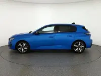 Gebraucht Peugeot 308 131 PS (96 kW) 2024 Rot Limousine