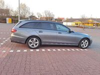 Gebraucht Mercedes E220 Avantgarde 194 PS (142 kW) 2018 Grau Kombi