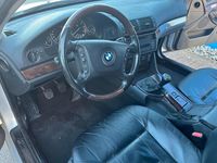 Gebraucht BMW 525 192 PS (141 kW) 2002 Silber Kombi
