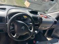 Second-hand Citroën Jumpy 128 CP (94 kW) 2012 Albastru Monovolum