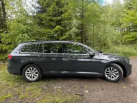 Gebraucht VW Passat 120 PS (88 kW) 2018 Grau Kombi