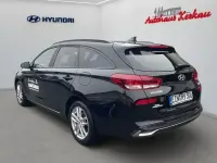 Gebraucht Hyundai i30 Advantage 101 PS (74 kW) 2025 Abyss black Kombi