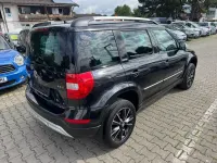 Gebraucht Skoda Yeti Ambition 140 PS (102 kW) 2015 Schwarz SUV