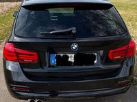 Gebraucht BMW 320 Advantage 190 PS (139 kW) 2019 Schwarz Kombi
