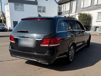 Second-hand Mercedes E350 258 CP (189 kW) 2015 Negru Break