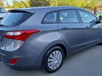 Gebraucht Hyundai i30 Style 135 PS (99 kW) 2015 Grau Kombi