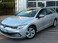 Gebraucht VW Golf VIII Life 110 PS (80 kW) 2023 Silber Limousine