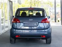 Gebraucht Kia Venga Spirit 125 PS (91 kW) 2015 (d7u) planetenblau met Kleinwagen