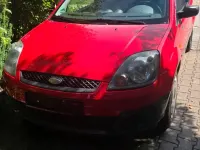 Gebraucht Ford Fiesta 60 PS (44 kW) 2005 Rot Kleinwagen