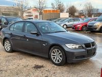 Gebraucht BMW 320 150 PS (110 kW) 2007 Grau Limousine