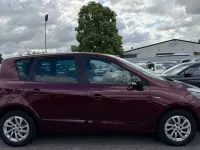Gebraucht Renault Scénic LIMITED 116 PS (85 kW) 2016 Violett Van / Kleinbus