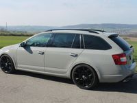 gebraucht Skoda Octavia 2.0 TDI Green tec DSG RS Combi RS