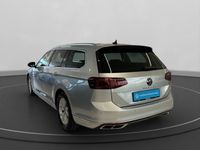 Gebraucht VW Passat Elegance 200 PS (147 kW) 2024 Andere farbe Kombi