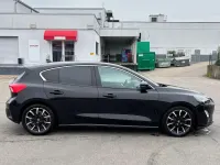 Gebraucht Ford Focus Cool & Connect 120 PS (88 kW) 2018 Schwarz Kleinwagen