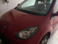 Gebraucht Renault Twingo 76 PS (55 kW) 2010 Rot Kleinwagen