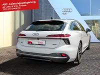 Gebraucht Audi A6 Comfort 204 PS (150 kW) 2025 Gletscherweiß metallic Kombi