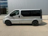 Używany Opel Vivaro 2005 Srebrny Minivan