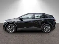 Gebraucht VW ID.4 Pro Performance 150 kW (204 PS) 2023 Grenadillschwarz metallic SUV