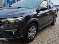 Gebraucht Dacia Sandero Stepway 101 PS (74 kW) 2021 Grau Limousine