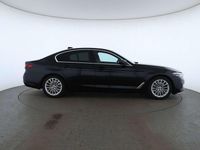 Gebraucht BMW 520 190 PS (139 kW) 2022 Black sapphire metallic Limousine