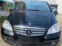 Gebraucht Mercedes A200 Elegance 136 PS (100 kW) 2011 Schwarz Van / Kleinbus