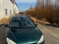 Gebraucht Peugeot 206 88 PS (64 kW) 1999 Grün Kleinwagen