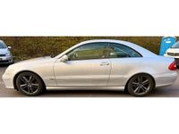 Gebraucht Mercedes CLK280 231 PS (169 kW) 2005 Iridiumsilber  metalliclack Coupé