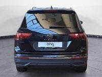 Gebraucht VW Tiguan Allspace Life 150 PS (110 kW) 2024 Schwarz SUV