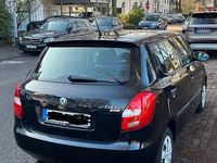 Gebraucht Skoda Fabia 60 PS (44 kW) 2010 Schwarz Kleinwagen