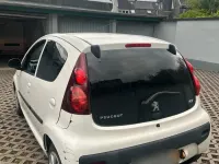 Gebraucht Peugeot 107 68 PS (50 kW) 2014 Weiß Kleinwagen