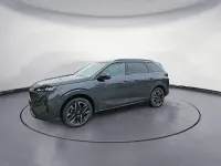 Neu Peugeot 5008 145 PS (106 kW) 2025 Silber SUV