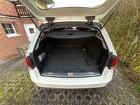 Gebraucht Mercedes E250 204 PS (150 kW) 2015 Weiß Kombi