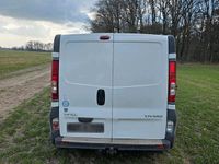 Gebraucht Opel Vivaro 90 PS (66 kW) 2010 Weiß Van / Kleinbus
