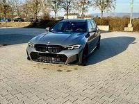 Gebraucht BMW 318 M Sport 156 PS (114 kW) 2024 Grau Kombi