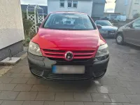 Second-hand VW Golf V 115 CP (84 kW) 2007 Roșu Break