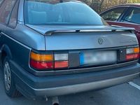 Gebraucht VW Passat 90 PS (66 kW) 1990 Grau Limousine
