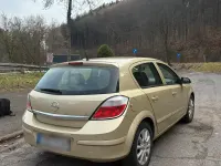 Gebraucht Opel Astra 105 PS (77 kW) 2004 Gold Kleinwagen